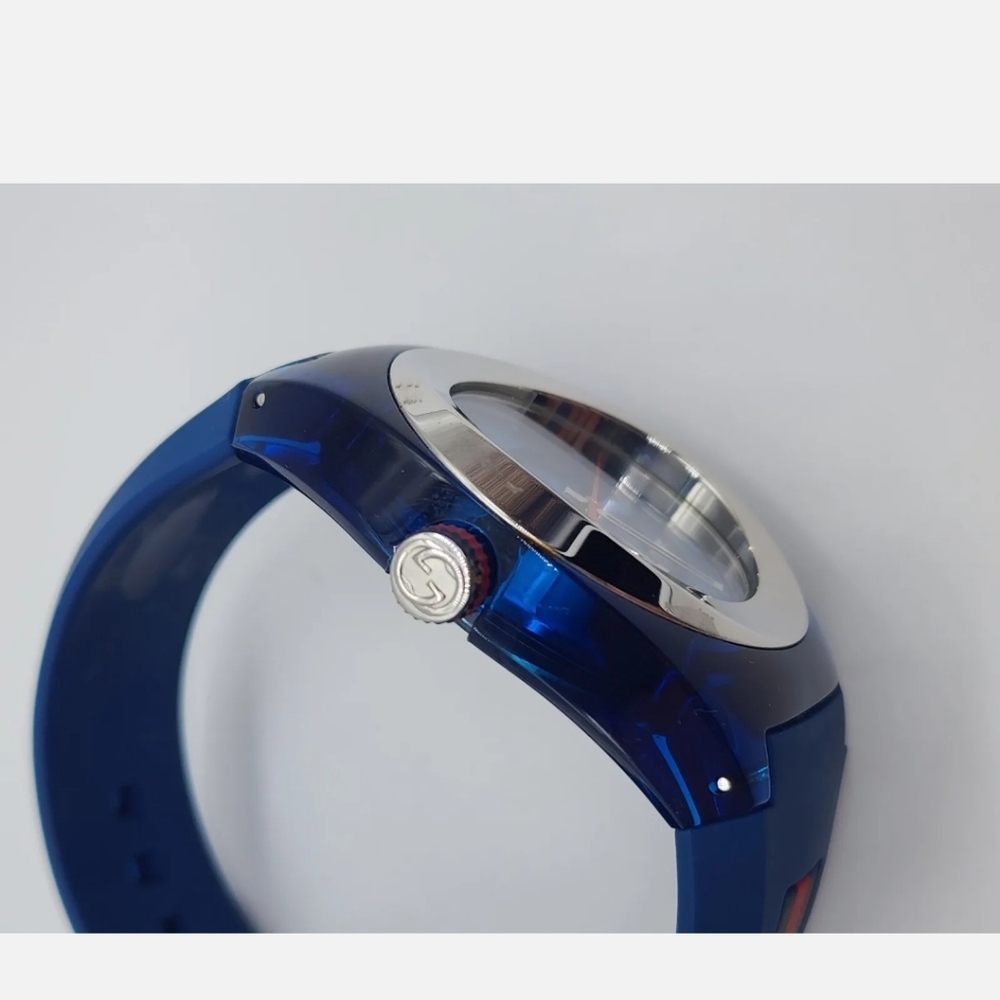 - GUCCI ELECTRIC BLUE WATCH ⌚️ 💙 - Picture 6 of 9
